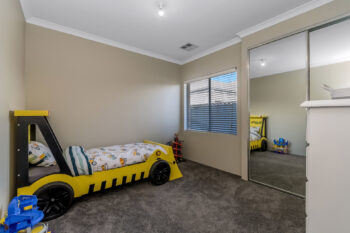 Listing image for 8 Aspinall Road, Byford  WA  6122