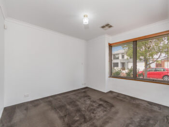 Listing image for 18 Kingway Gardens, Canning Vale  WA  6155