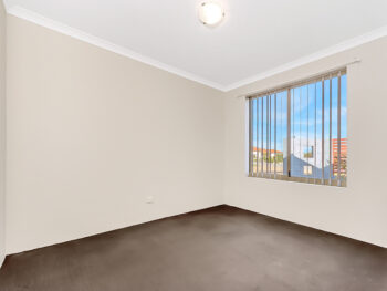 Listing image for 1/35 Barfield Road, Hammond Park  WA  6164