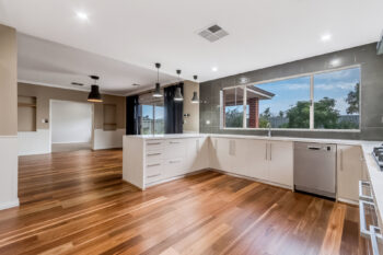 Listing image for 10 Shackleton Terrace, Byford  WA  6122