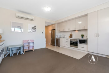 Listing image for 10/15 Pallett Avenue, Spearwood  WA  6163