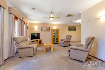 Listing image for 4 Starick Way, Gosnells  WA  6110