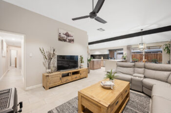 Listing image for 32 Kingsland Loop, Canning Vale  WA  6155