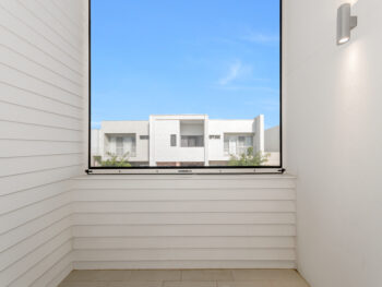 Listing image for 5 Catseye Walk, Treeby  WA  6164