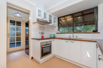 Listing image for 4 Tweed Close, Camillo  WA  6111
