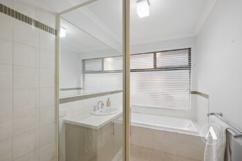 Listing image for 7 Counihan Bend, Harrisdale  WA  6112