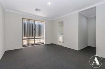 Listing image for 5 Siesta Way, Madora Bay  WA  6210