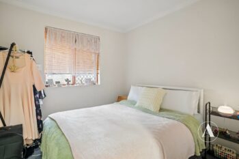 Listing image for 1/27 Luckhurst Drive, Mandurah  WA  6210