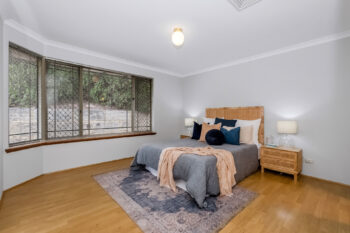 Listing image for 13 Peak View, Canning Vale  WA  6155