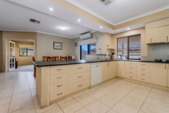 Listing image for 11 Hockley Loop, Canning Vale  WA  6155