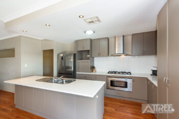 Listing image for 37 Benalla Drive, Harrisdale  WA  6112