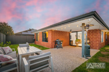 Listing image for 9 Glenora Way, Harrisdale  WA  6112