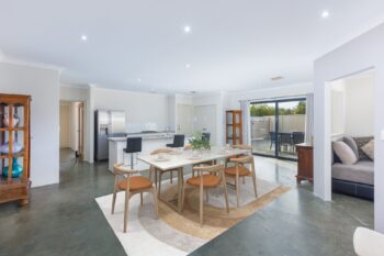 Listing image for 4 Karri Way, Thornlie  WA  6108
