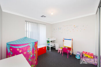 Listing image for 28 Hydrangea Road, Treeby  WA  6164