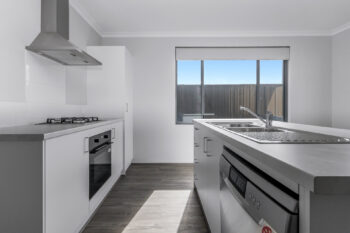 Listing image for 8A Kalbarri Way, Dawesville  WA  6211