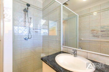 Listing image for 1 Oakajee Court, Gosnells  WA  6110