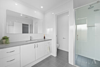 Listing image for 14 The Heights, Canning Vale  WA  6155