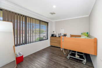 Listing image for 95B Amherst Road, Canning Vale  WA  6155