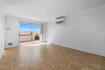 Listing image for 4/2 Mainsail Terrace, Yangebup  WA  6164