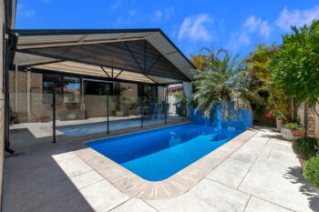 Listing image for 10 Pinewood Walk, Canning Vale  WA  6155