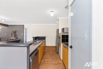 Listing image for 20 Shannon Ramble, Gosnells  WA  6110