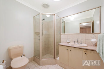 Listing image for 1/7 Lester Drive, Thornlie  WA  6108
