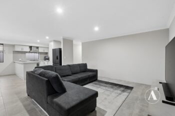 Listing image for 5 Addington Loop, Piara Waters  WA  6112