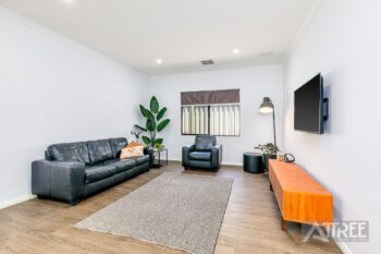 Listing image for 8 Sorrento Road, Piara Waters  WA  6112