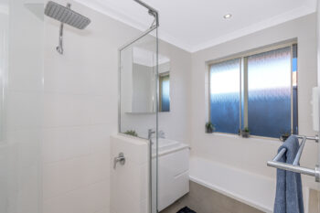 Listing image for 2/35 Grundy Way, Thornlie  WA  6108