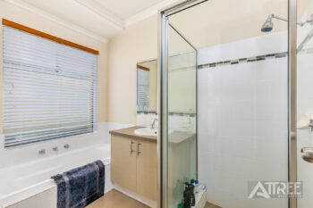 Listing image for 1/6 Bluestone Loop, Piara Waters  WA  6112