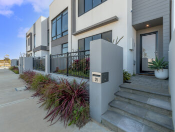 Listing image for 25 Livorno Boulevard, Piara Waters  WA  6112