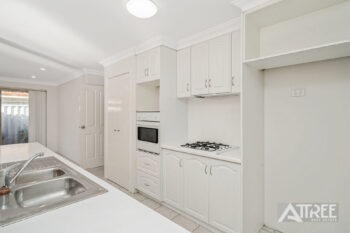 Listing image for 22 Davidia Lake Drive, Canning Vale  WA  6155