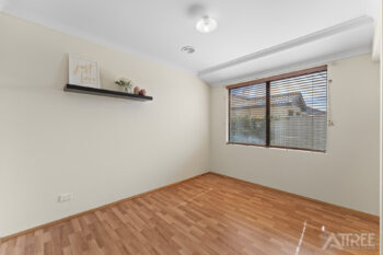 Listing image for 5 Mica Mews, Wattle Grove  WA  6107