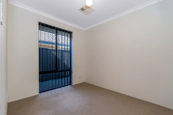 Listing image for 10 Oakbella Parade, Harrisdale  WA  6112