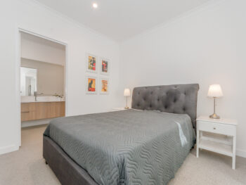 Listing image for 5 Catseye Walk, Treeby  WA  6164