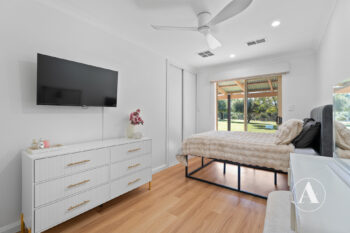 Listing image for 207 De Haer Road, Wandi  WA  6167