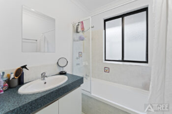 Listing image for 100 Lauterbach Drive, Gosnells  WA  6110