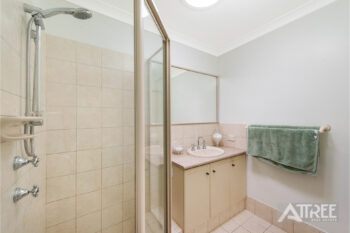 Listing image for 1/7 Lester Drive, Thornlie  WA  6108