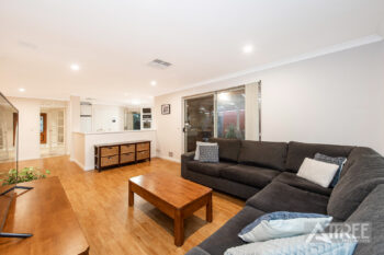 Listing image for 13 Valleyview Trail, Canning Vale  WA  6155