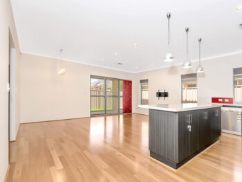 Listing image for 10 Avni Lane, Thornlie  WA  6108