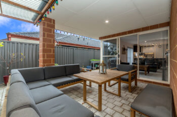 Listing image for 7 Bauxite Road, Treeby  WA  6164