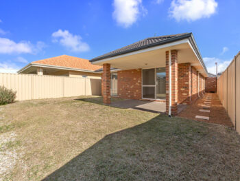 Listing image for 44 Middle Parkway, Canning Vale  WA  6155