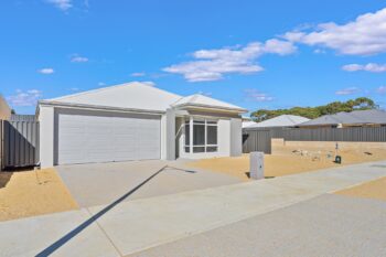 Listing image for 12 Kalbarri Way, Dawesville  WA  6211