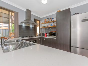 Listing image for 7 Gahnia Street, Piara Waters  WA  6112