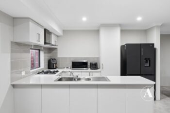 Listing image for 5 Addington Loop, Piara Waters  WA  6112