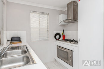Listing image for 40 Peppermint Gardens, Aubin Grove  WA  6164