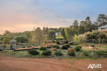 Listing image for 11 Grieve Way, Bedfordale  WA  6112