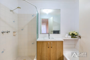 Listing image for 9 Camelot Court, Thornlie  WA  6108