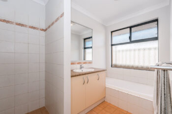 Listing image for 14 Granada Loop, Canning Vale  WA  6155