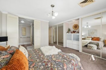 Listing image for 7 Randwick Bend, Harrisdale  WA  6112